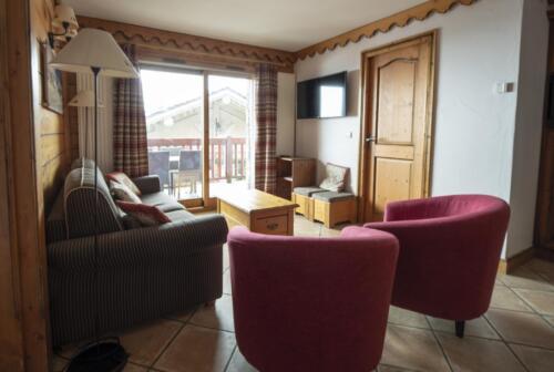 Wide-living-room-V2-medium